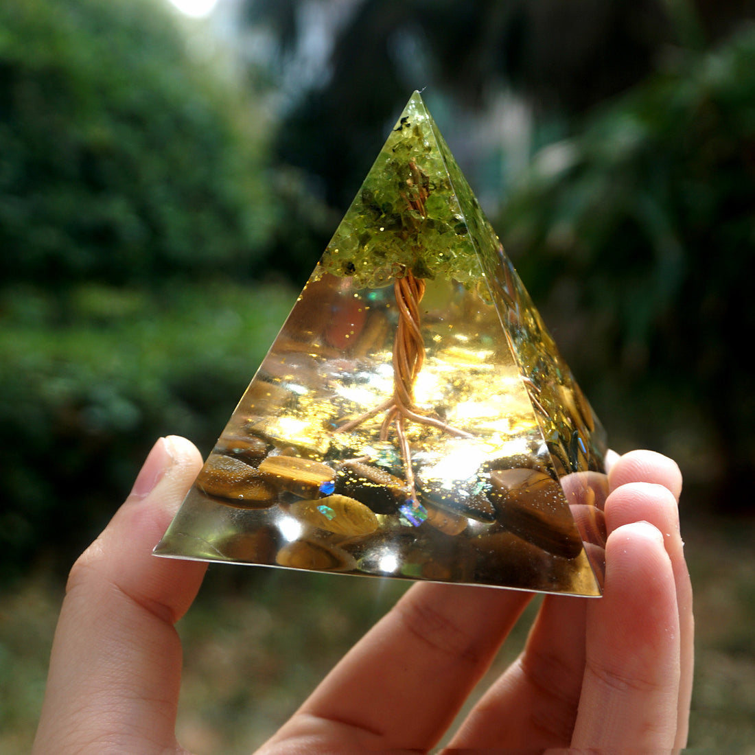 Natural Crystal Energy Tower | Orgonite Pyramid for Chakra Balancing and Spiritual Healing