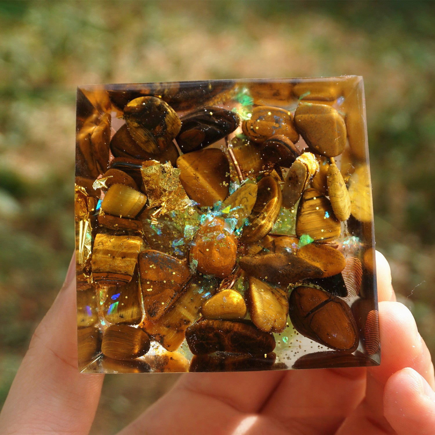 Natural Crystal Energy Tower | Orgonite Pyramid for Chakra Balancing and Spiritual Healing